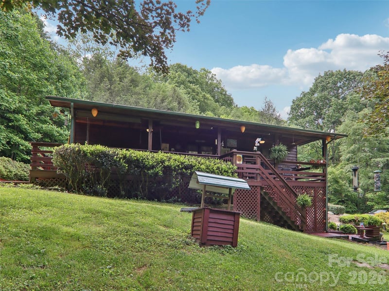 457 Shady Ridge Rd, Waynesville, NC 28785