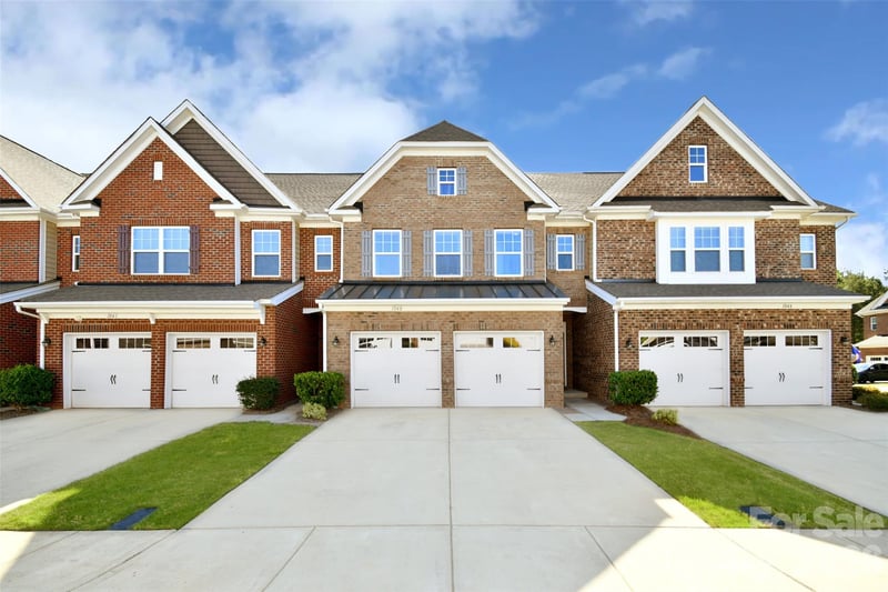 104 Burlingame Ct #B, Mooresville, NC 28117