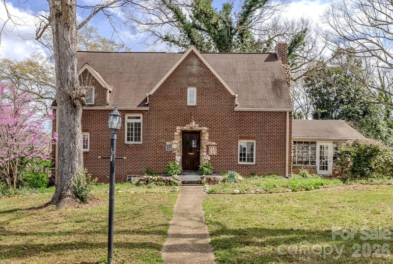 210 Gaston St, Kings Mountain, NC 28086