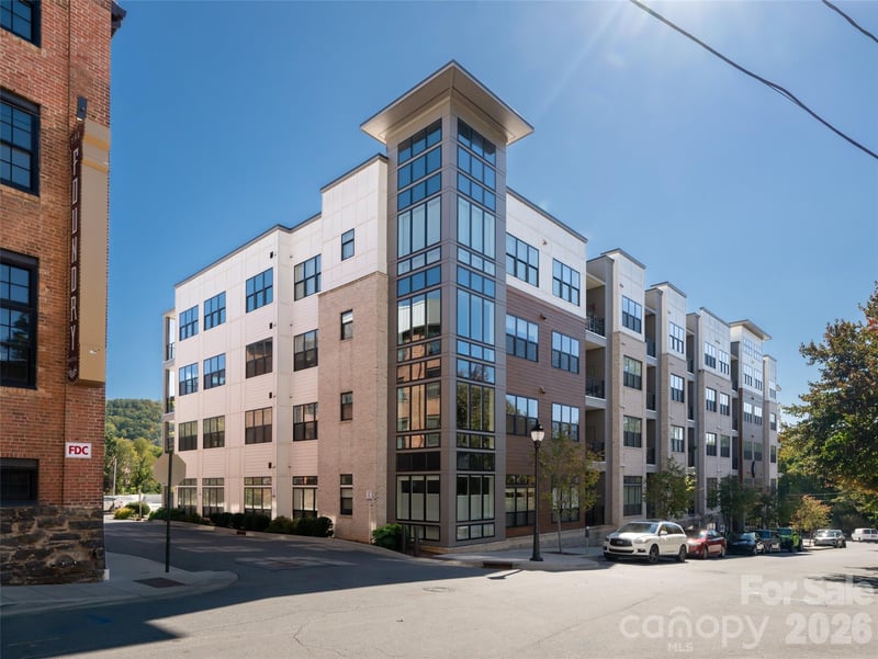 55 Market St #210, Asheville, NC 28801