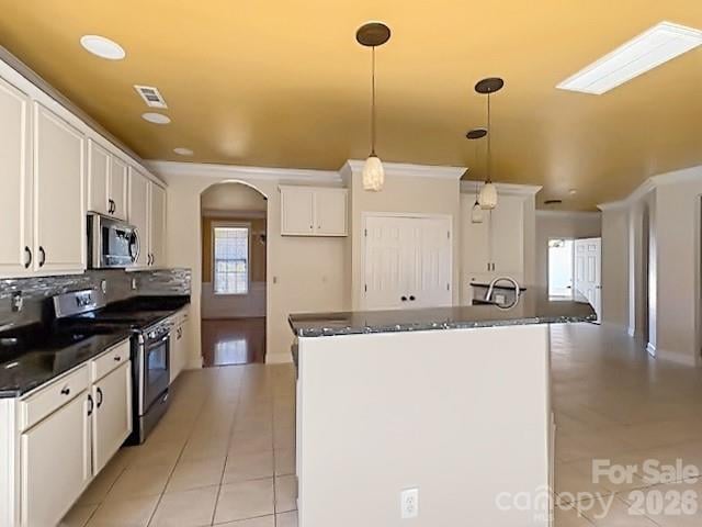 107 Autumn Frost Ave, Statesville, NC 28677