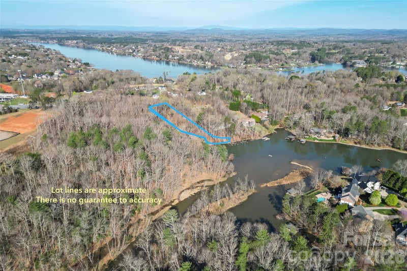 4526 Center St, Hickory, NC 28601