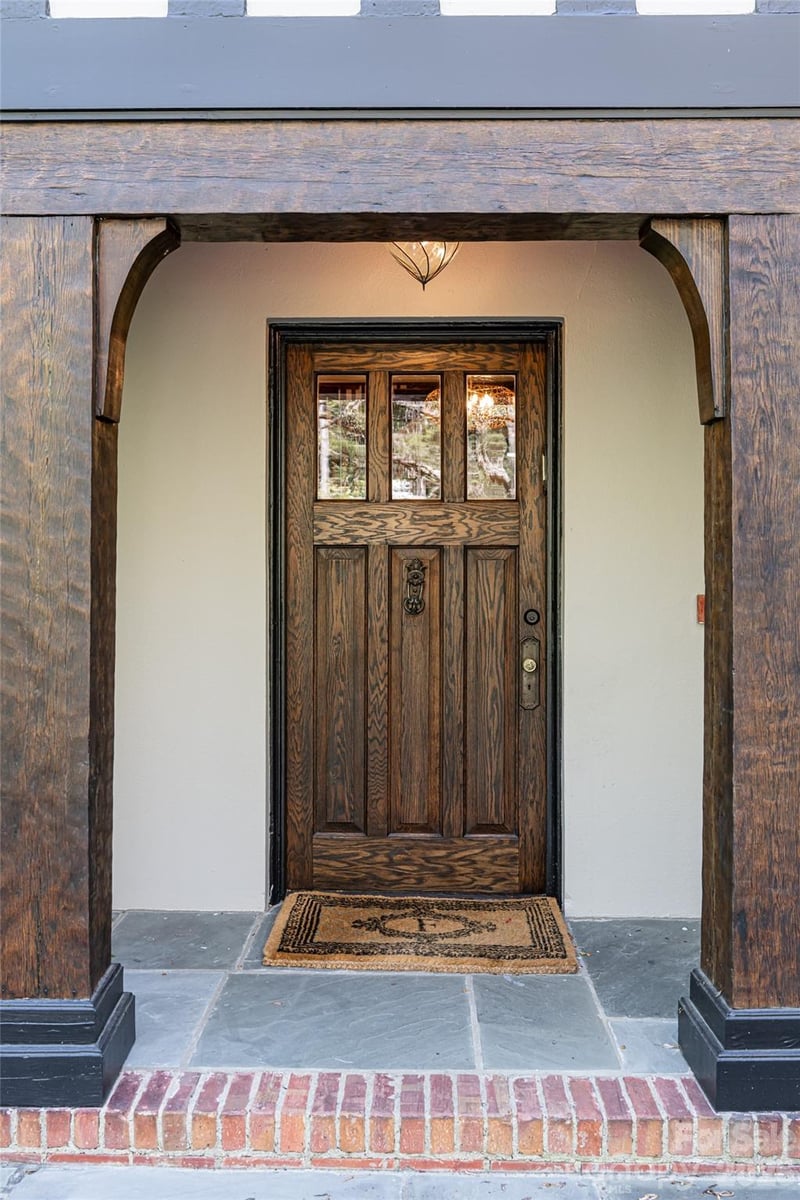 30 Cedarcliff Rd, Asheville, NC 28803