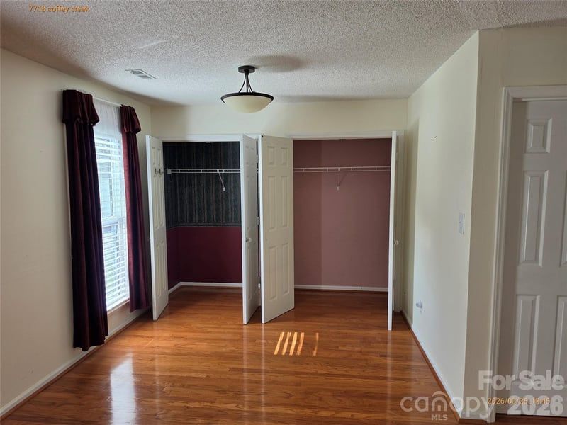 7718 Coffey Creek Dr, Charlotte, NC 28273