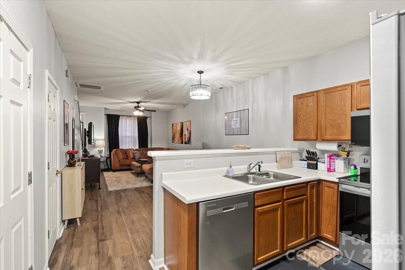 311 Alabarda Ln, Charlotte, NC 28273