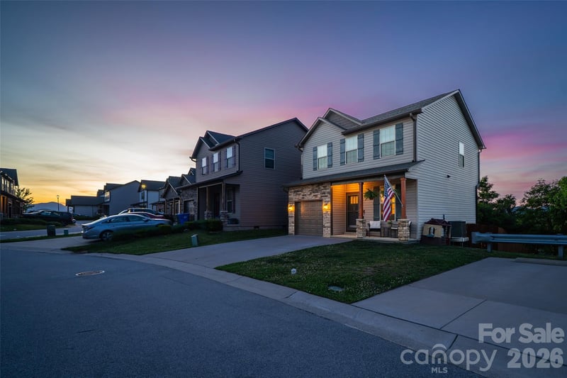 151 Cardwell Ln, Fletcher, NC 28732