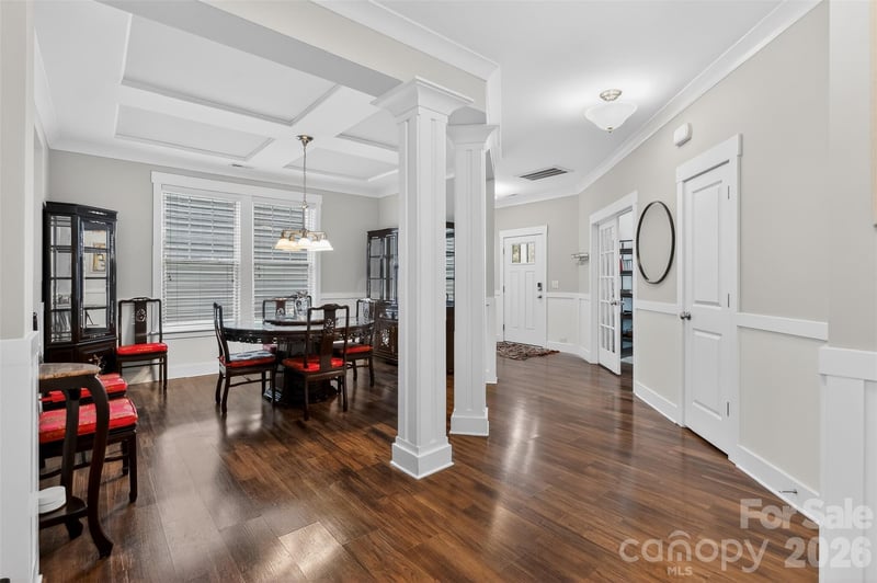 10012 Michael Crossing Dr, Charlotte, NC 28213