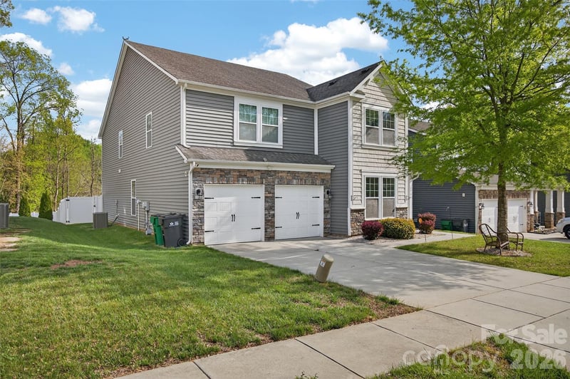 10012 Michael Crossing Dr, Charlotte, NC 28213