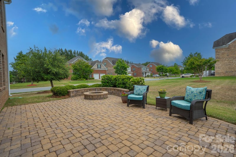 2617 Kinmere Dr, Gastonia, NC 28056