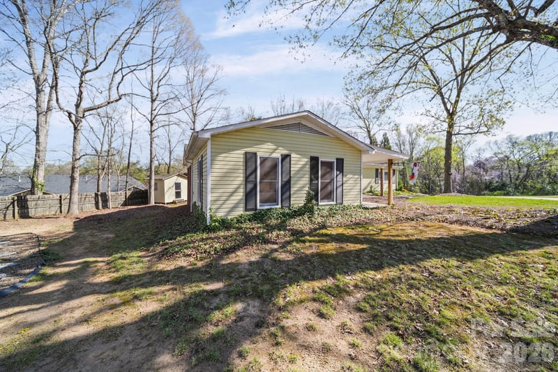 100 Todd Dr, Concord, NC 28025