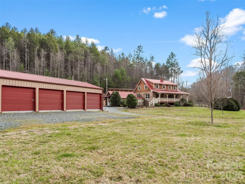 58 Guntertown Rd, Marshall, NC 28753