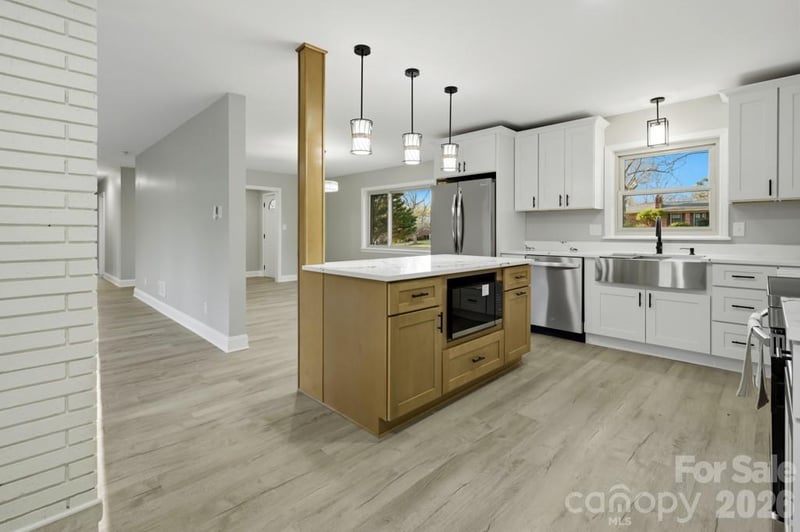 415 Kimmswick Rd, Charlotte, NC 28214