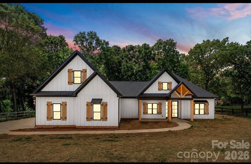 10013 Mini Ranch Rd, Waxhaw, NC 28173