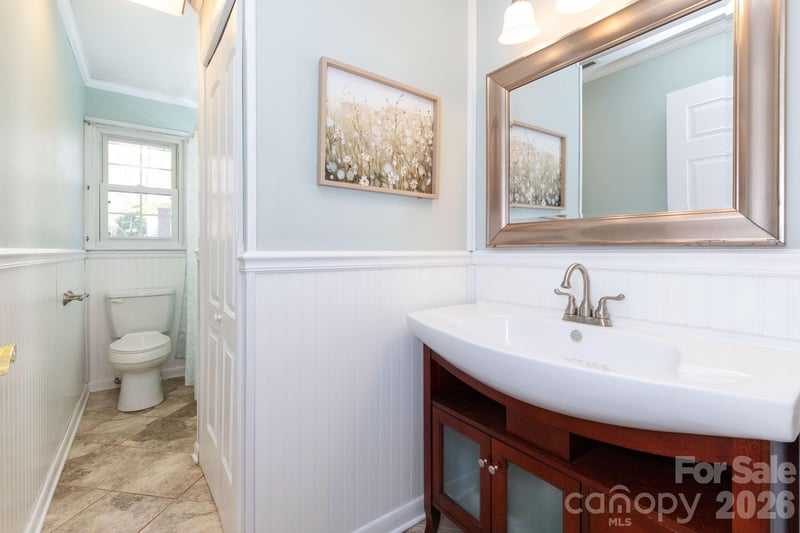 143 Devonwood Dr, Marion, NC 28752
