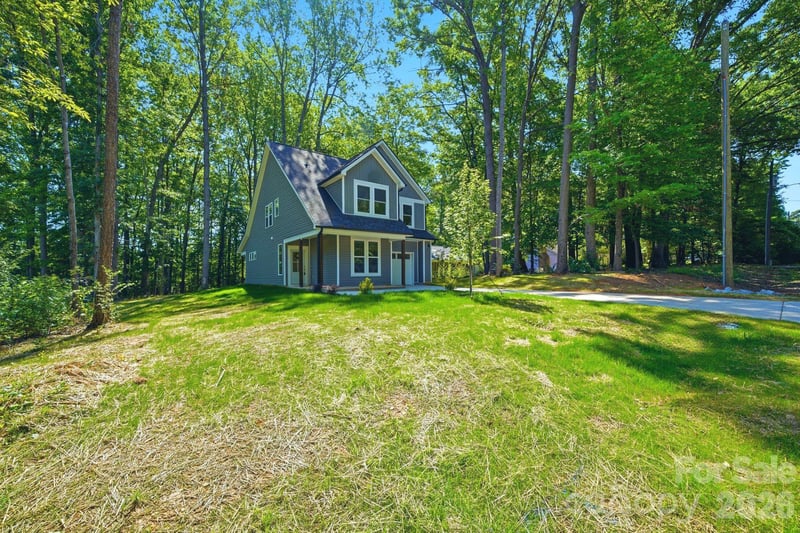 1731 Deer St, Charlotte, NC 28214