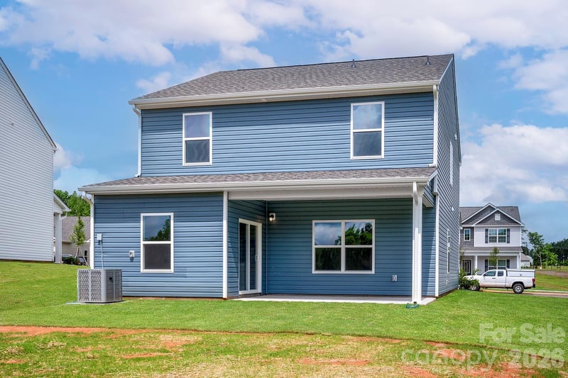 6741 Fairford Dr, Charlotte, NC 28215