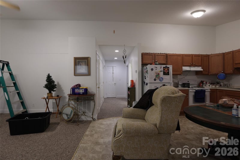 1302 Stanwood Ln, Hendersonville, NC 28739
