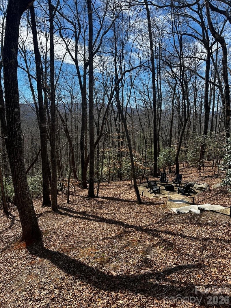 558 Poplar Crest Dr, Pisgah Forest, NC 28768