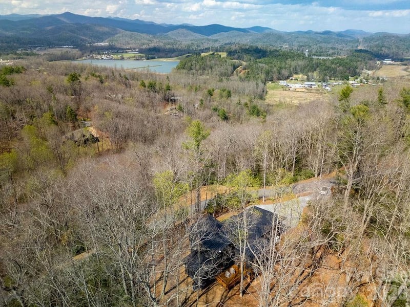 558 Poplar Crest Dr, Pisgah Forest, NC 28768