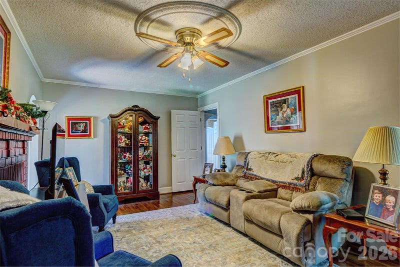 328 Pink St, Cherryville, NC 28021