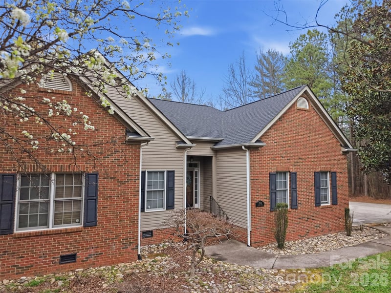 7594 Church Rd, Taylorsville, NC 28681