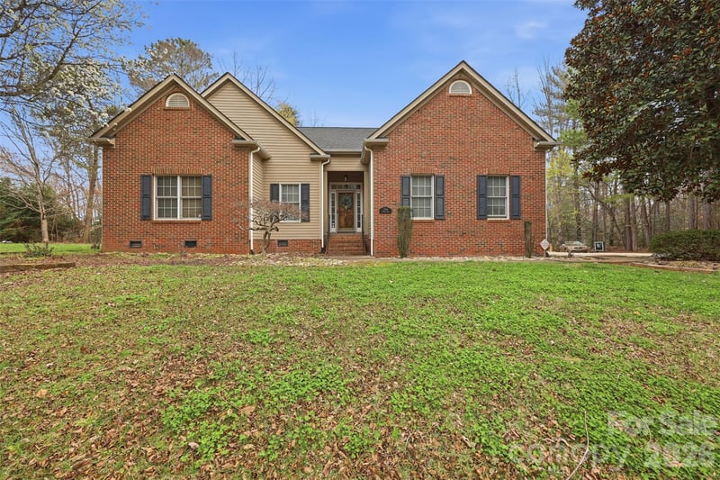 7594 Church Rd, Taylorsville, NC 28681
