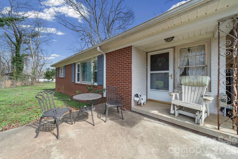 508 Washburn Switch Rd, Shelby, NC 28150