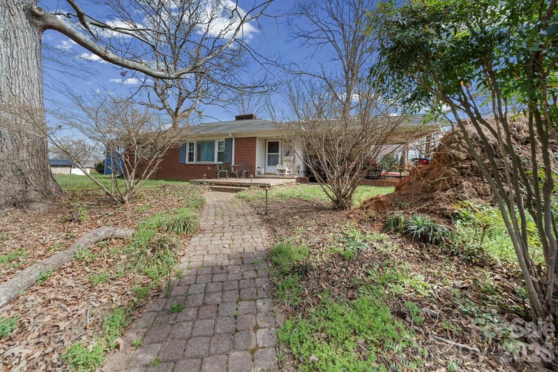 508 Washburn Switch Rd, Shelby, NC 28150