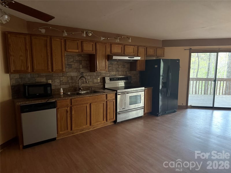 388 Island Creek Rd, Lake Lure, NC 28746
