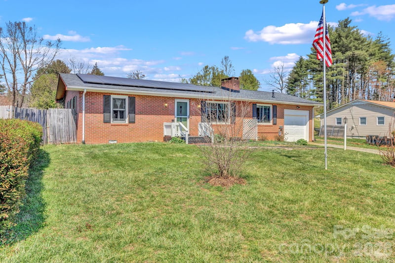 1195 Hendersonville Hw, Pisgah Forest, NC 28768