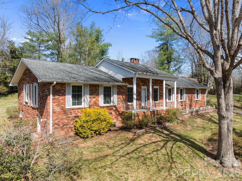 3124 Primrose Dr #10, Hendersonville, NC 28792