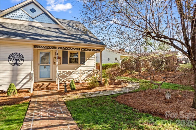 413 Windsor Ln, Statesville, NC 28677