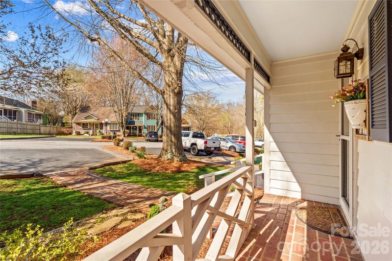413 Windsor Ln, Statesville, NC 28677