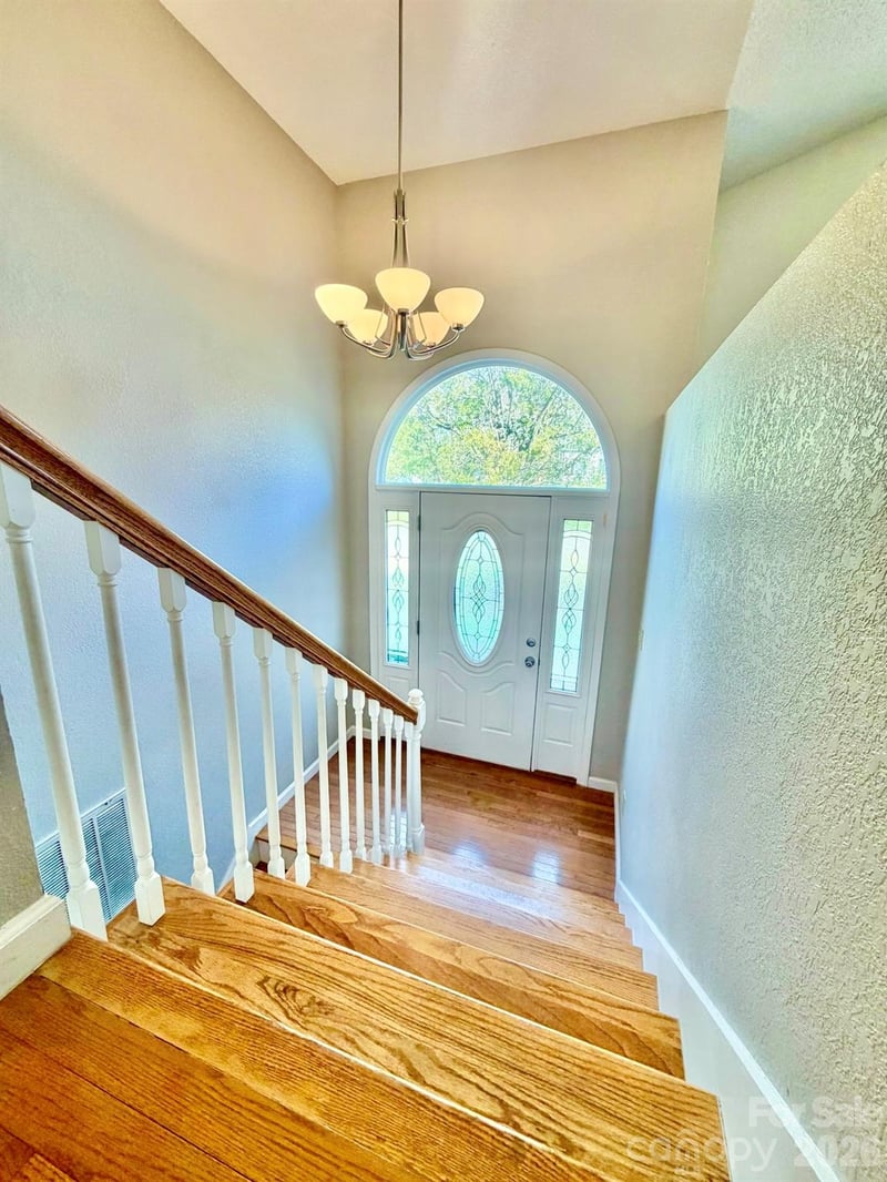 15 Luther Stafford Ave, Taylorsville, NC 28681