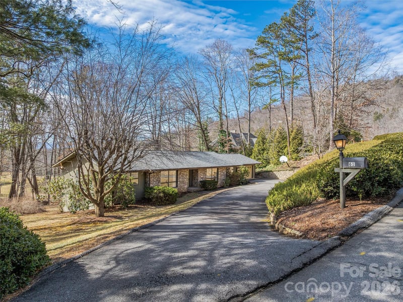 61 Brookwood Rd, Asheville, NC 28804