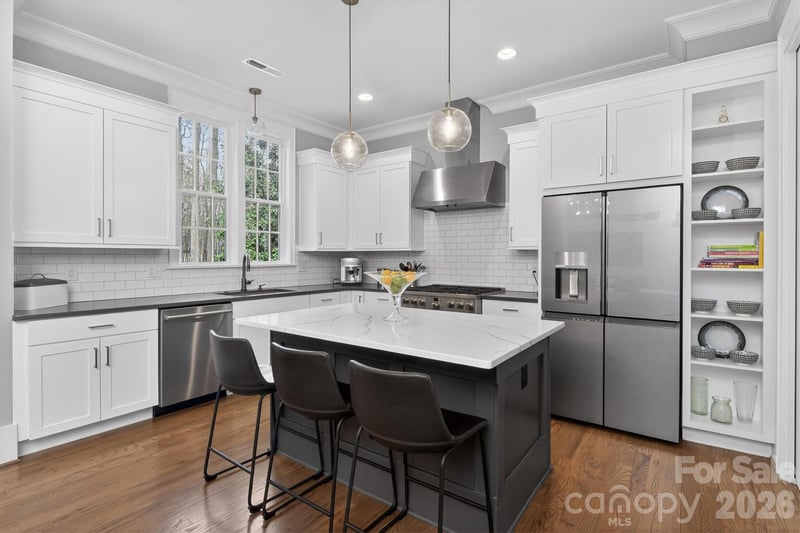 2815 Hillside Springs Dr, Charlotte, NC 28209