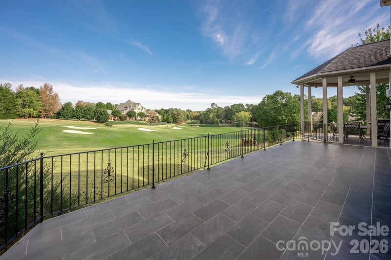 1048 Spyglass Ln, Waxhaw, NC 28173