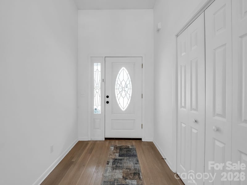 5 Hearthstone Ln, Flat Rock, NC 28731