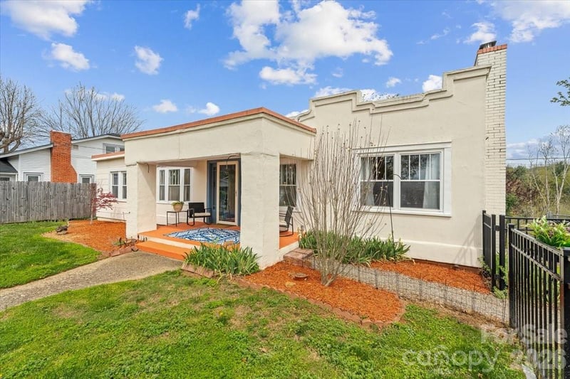 63 Washington Ave, Asheville, NC 28804