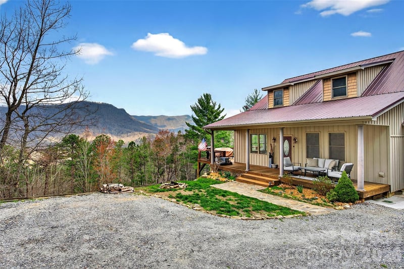182 Baby Fox Dr, Marion, NC 28752