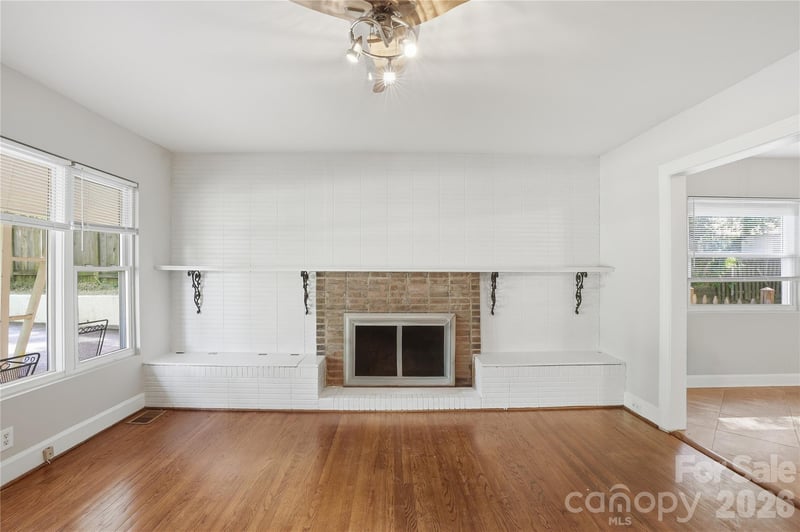 25 Ridenhour Ct, Concord, NC 28205