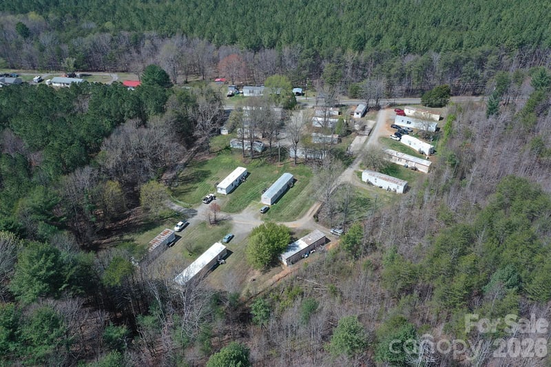 5873 Jenkins Rd, Morganton, NC 28655
