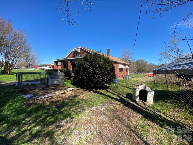 705 Main St, Cleveland, NC 27013