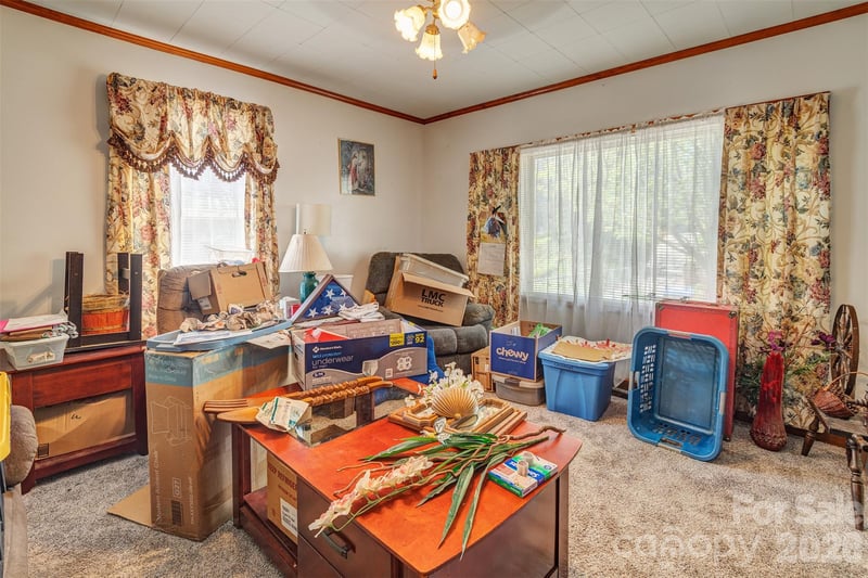 84 Swannanoa Ave, Asheville, NC 28806