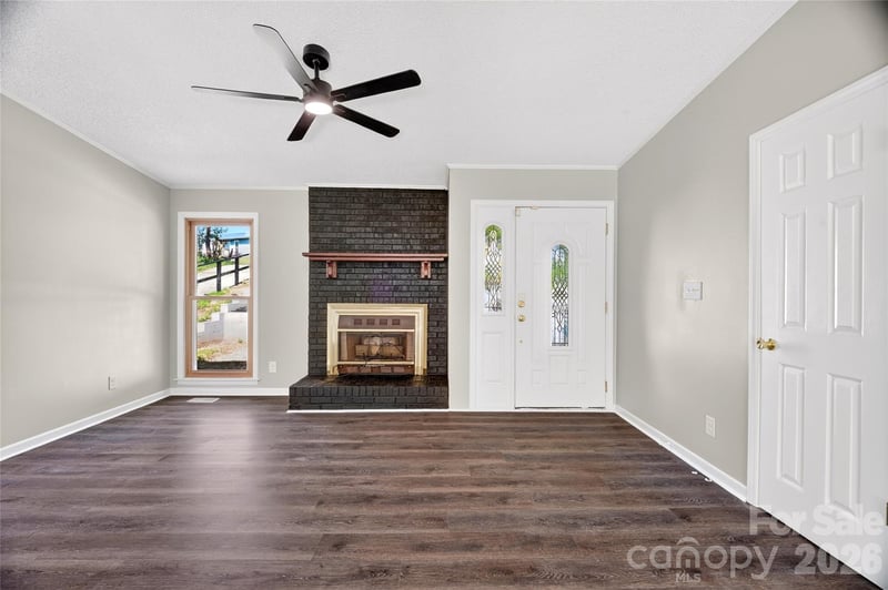 1919 Oak Hollow Rd, Gastonia, NC 28054