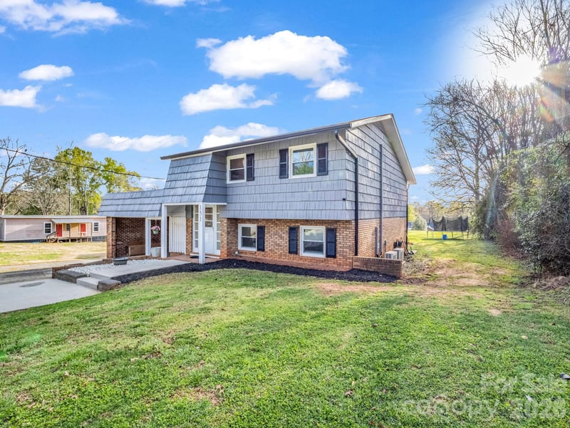 151 Main St, Bostic, NC 28018