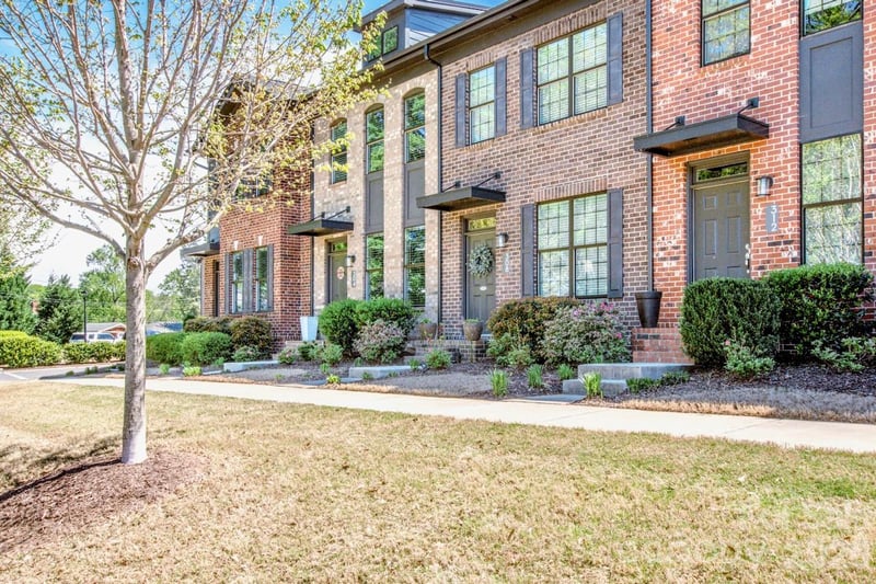 308 Linestowe Dr, Belmont, NC 28012