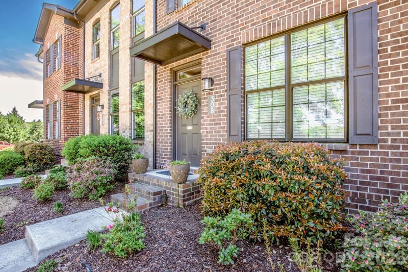 308 Linestowe Dr, Belmont, NC 28012