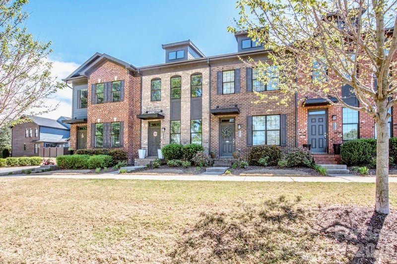308 Linestowe Dr, Belmont, NC 28012