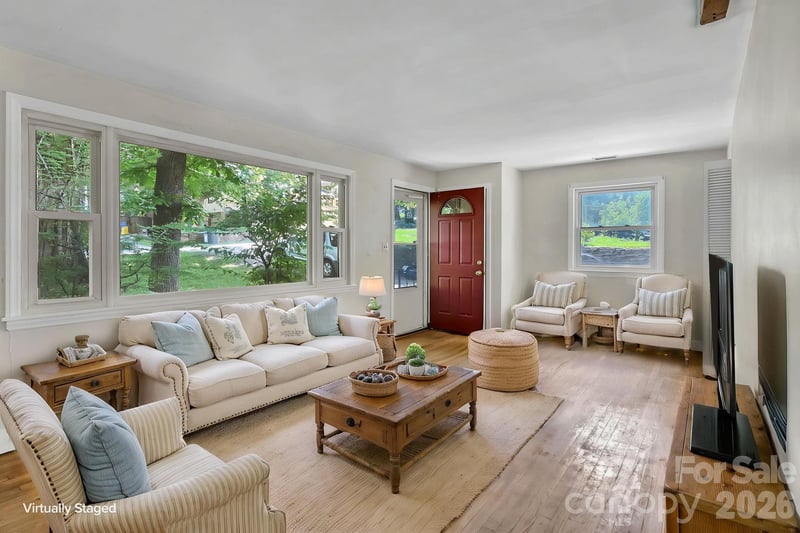 297 White Pine Dr, Asheville, NC 28805